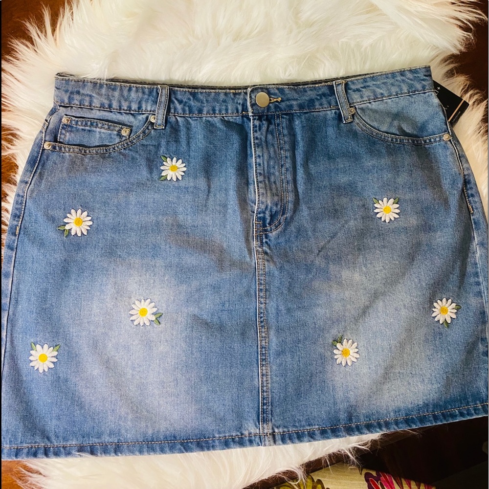 FOREVER 21 + - DENIM SKIRT